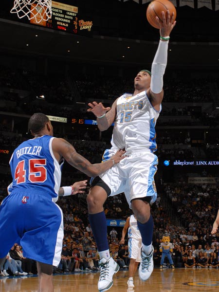 派遣右脚球 派遣右脚球