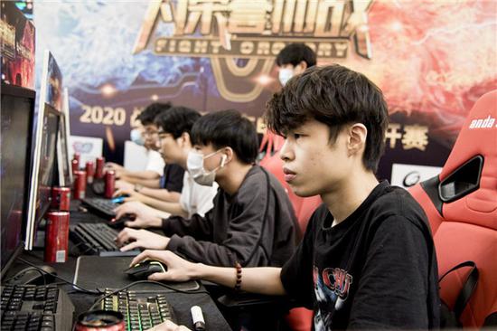 排练甚至拍 排练甚至拍